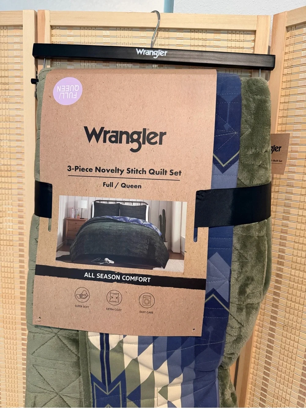 Wrangler Fleece lines Aztec Green and Blue Full/Queen 3-Piece Quilt Set